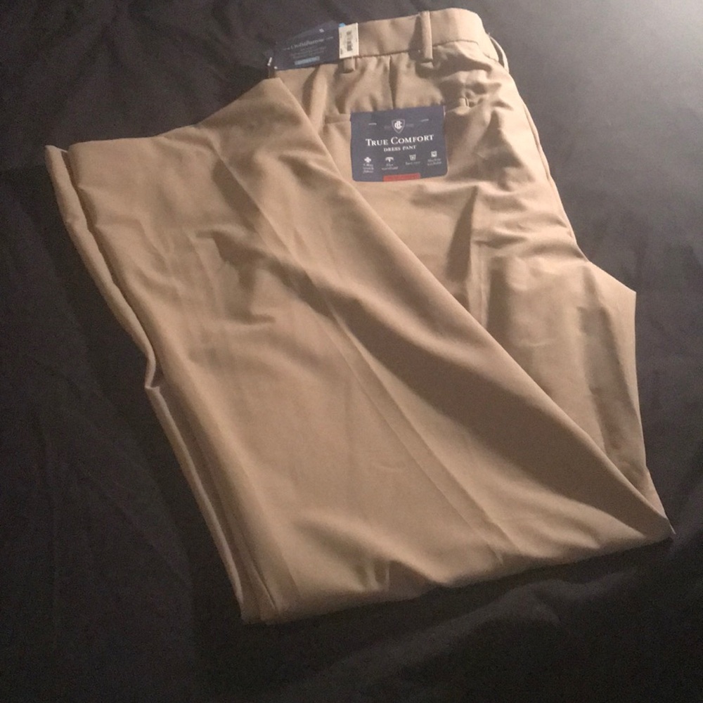 NWT Croft & Barrow Classic Khaki Dress Pants